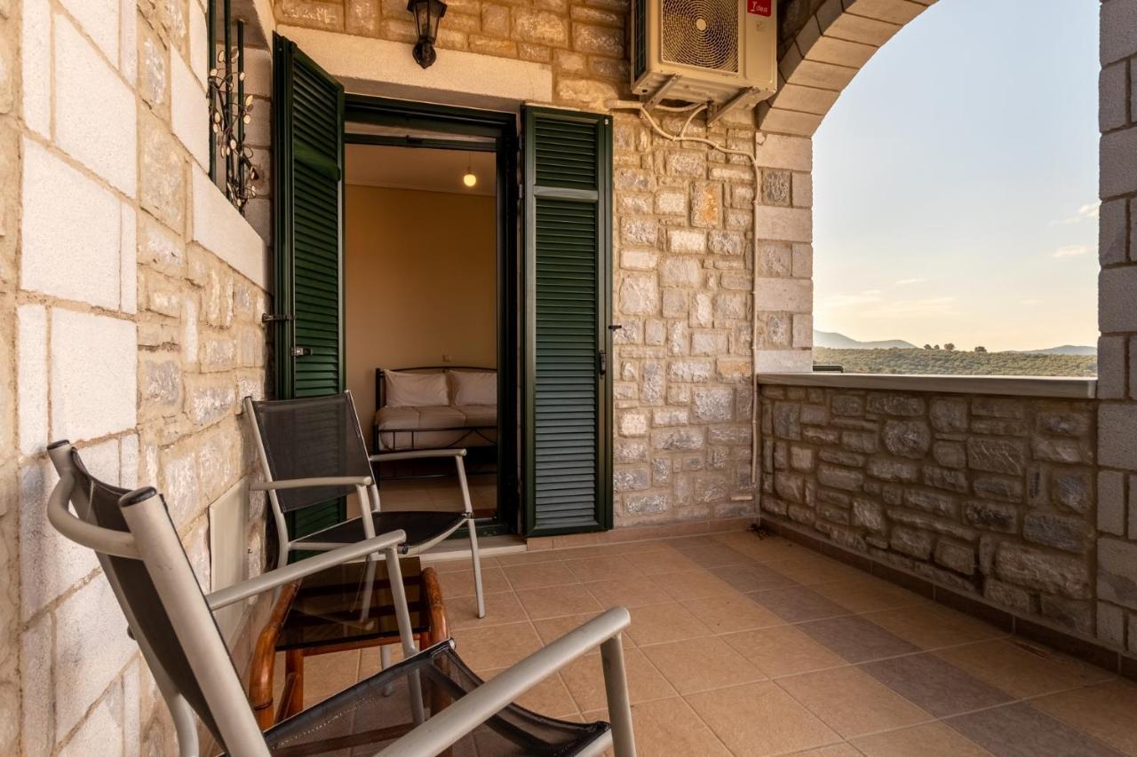 Papadeas Villas Megali Mantineia ภายนอก รูปภาพ