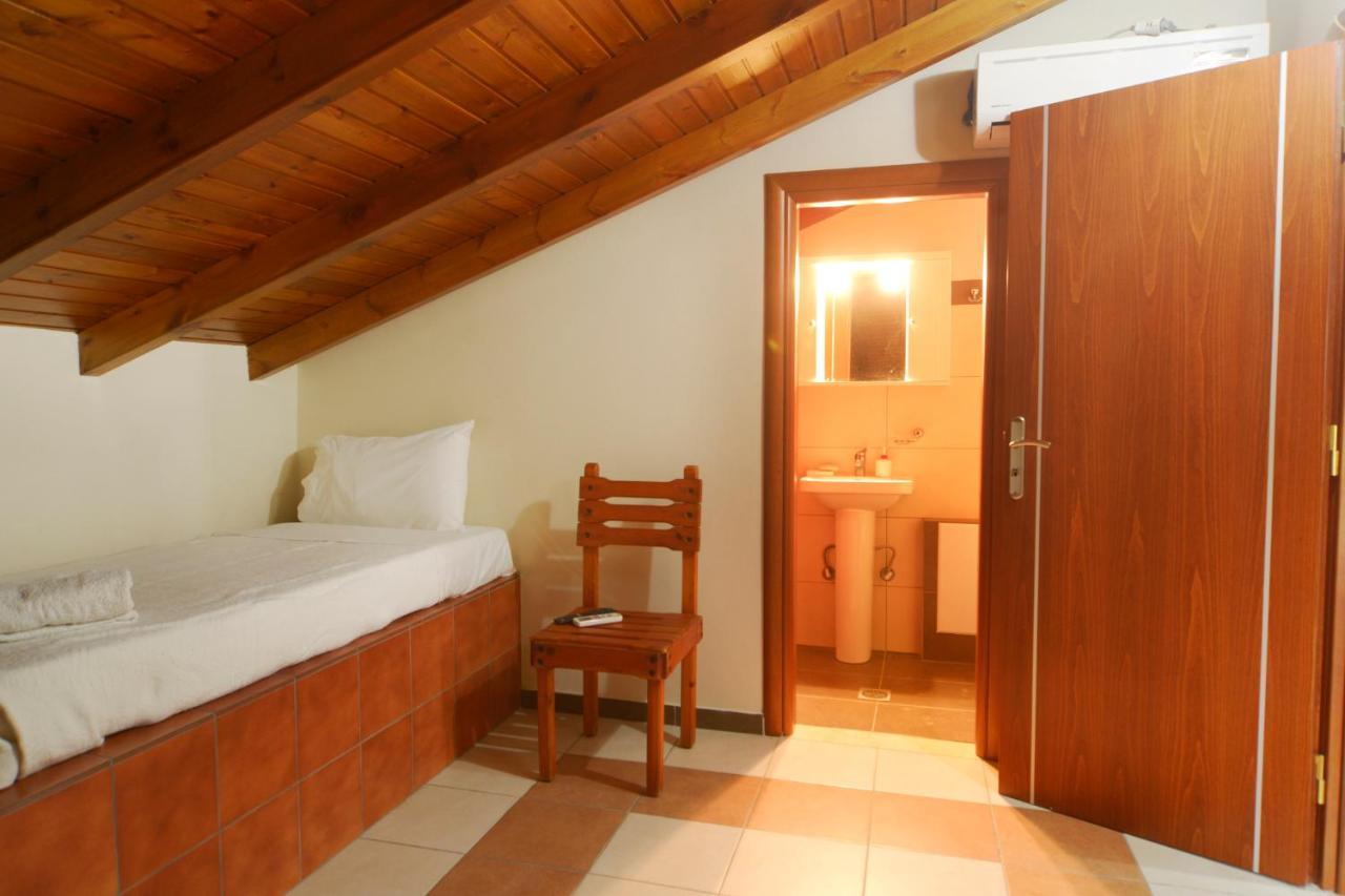 Papadeas Villas Megali Mantineia ภายนอก รูปภาพ