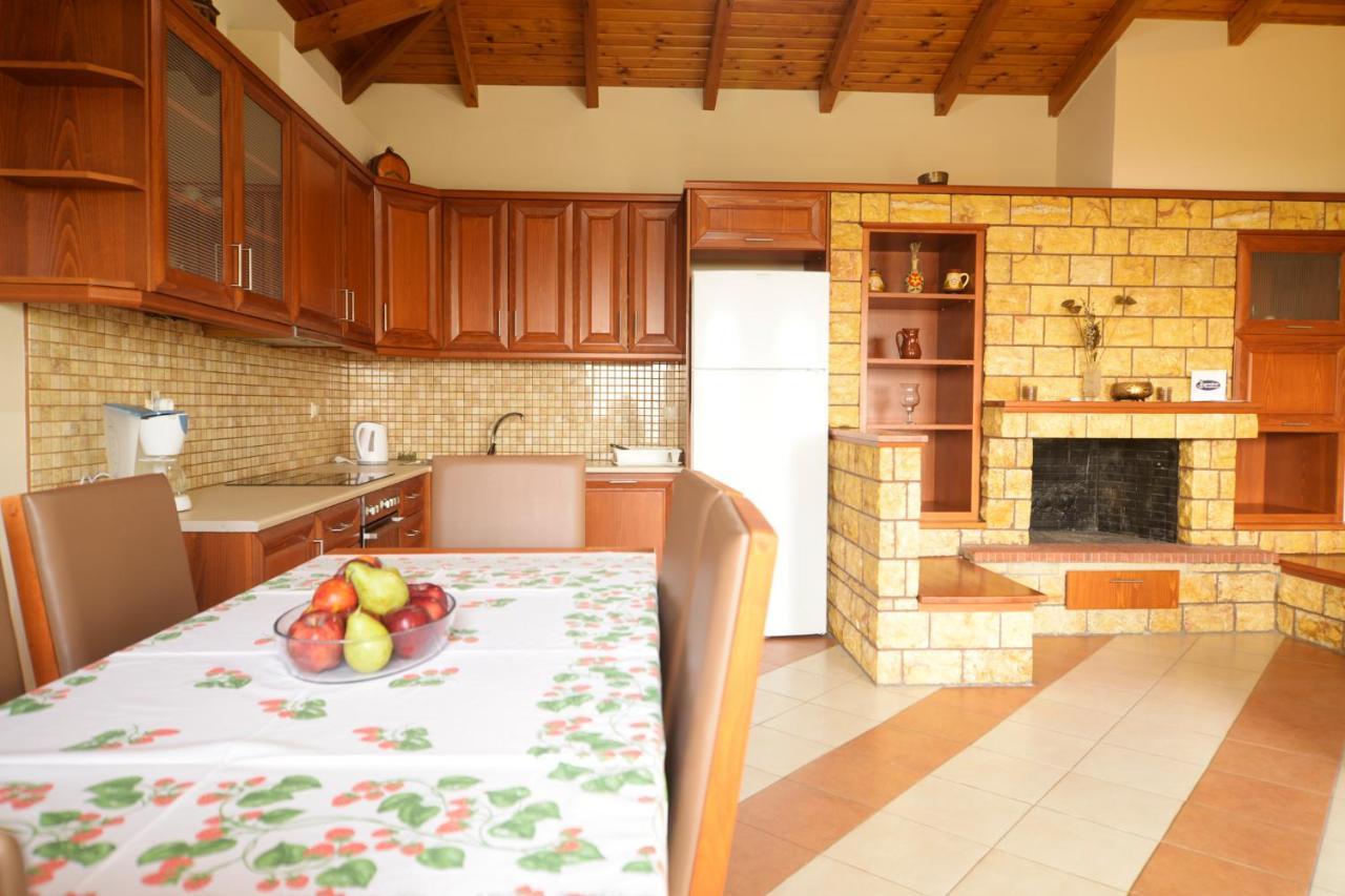 Papadeas Villas Megali Mantineia ภายนอก รูปภาพ