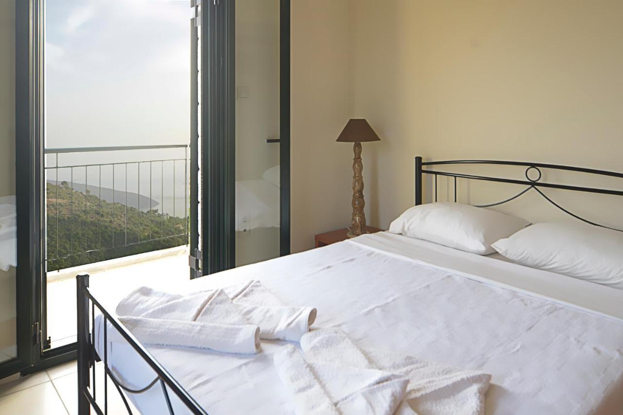 Papadeas Villas Megali Mantineia ภายนอก รูปภาพ